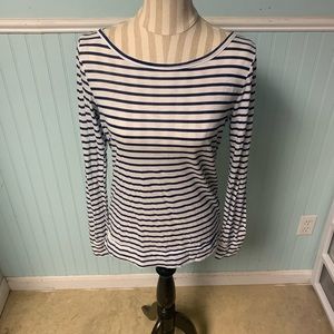 dELiAs long sleeve
